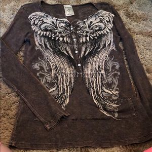 Long sleeve graphic shirt